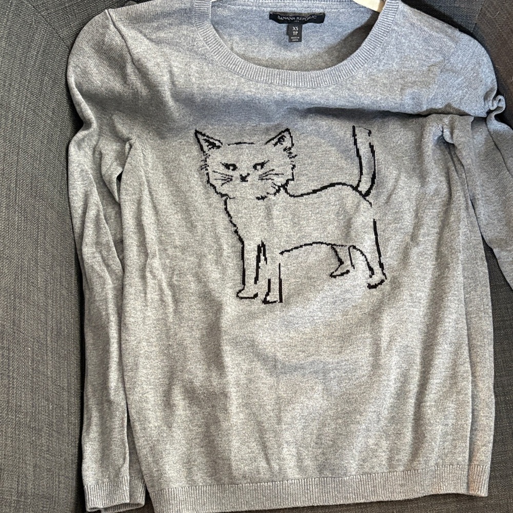 Banana Republic Gray Cat Design Sweater